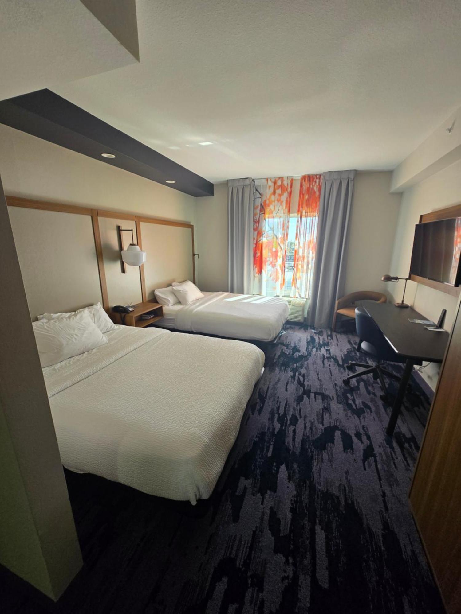 Fairfield Inn And Suites Кливленд Экстерьер фото