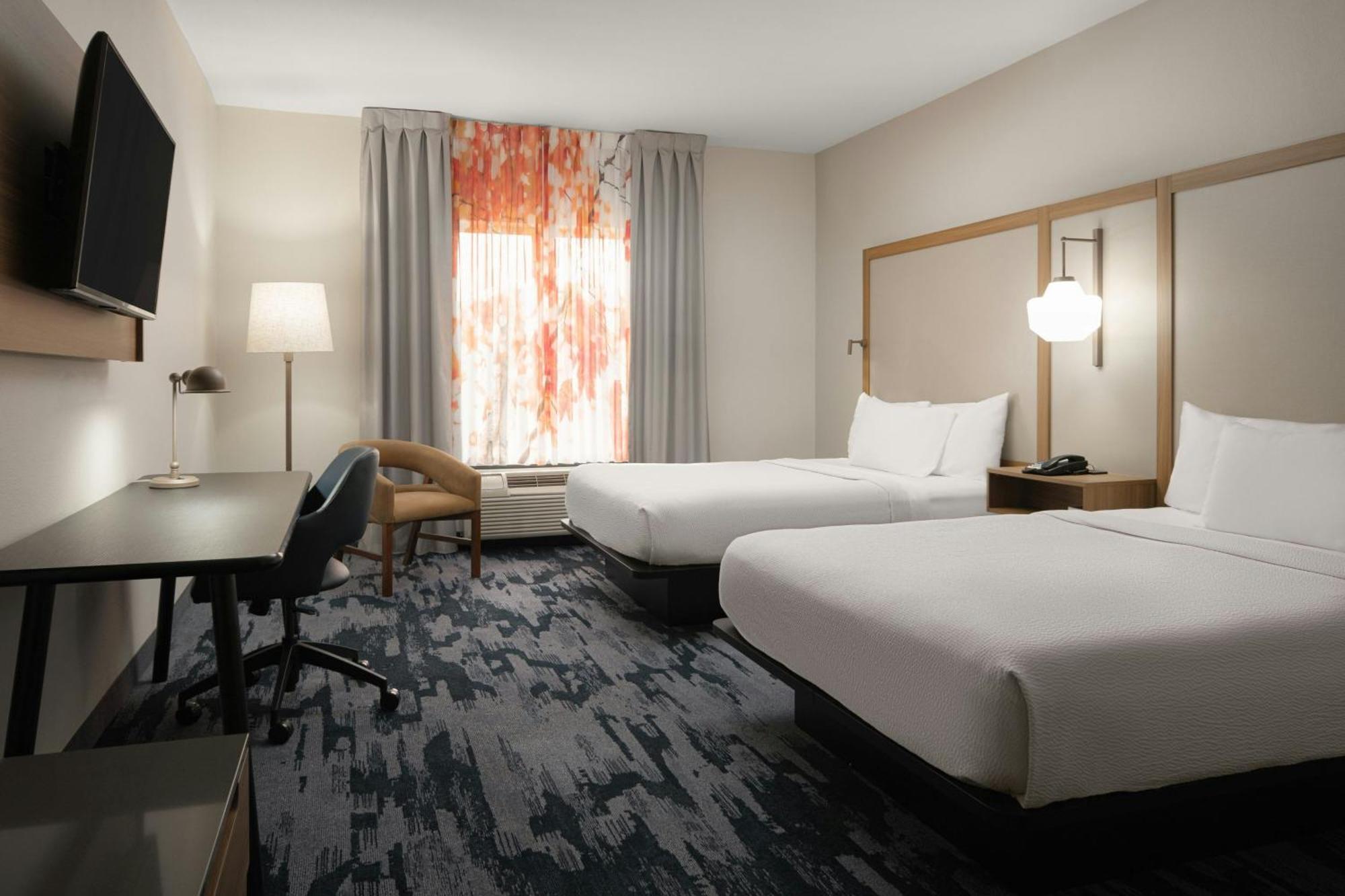 Fairfield Inn And Suites Кливленд Экстерьер фото