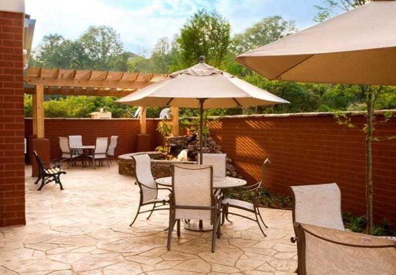 Fairfield Inn And Suites Кливленд Ресторан фото